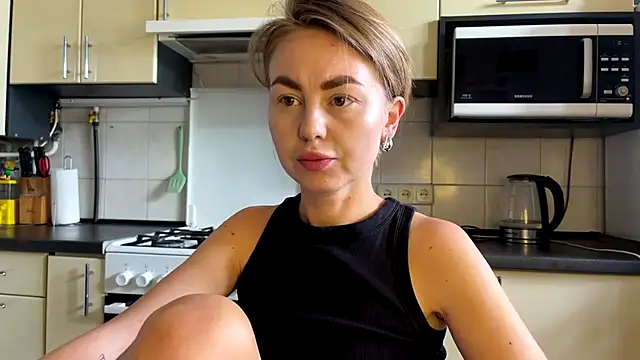MartaLuna_ live cam on StripChat