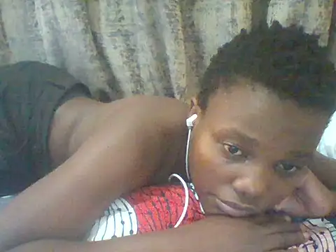 tina_2030 webcam