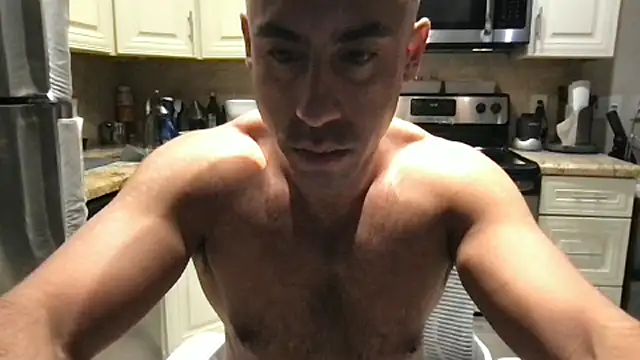 BigGuyMuscle webcam