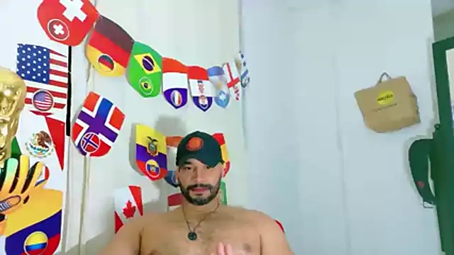 musclehetero webcam