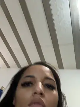 Maryhotangel webcam