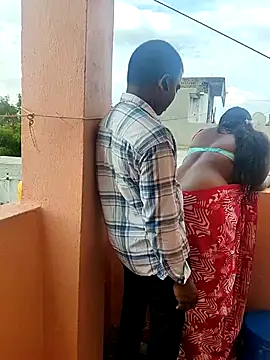 Desicouple1706