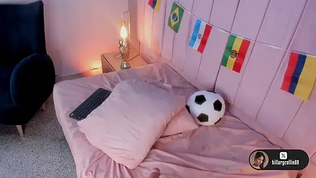 Hillary_Collins1 webcam