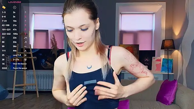 CleopatraHabibi webcam