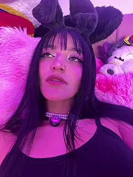 LindaWz_ live cam on StripChat