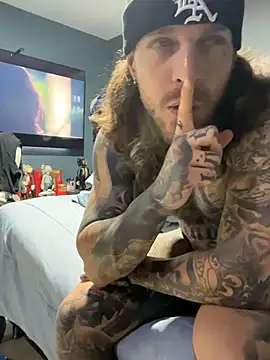 ThomasHells live cam on StripChat