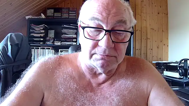 biggandybig (M grandpa) - have nice talk