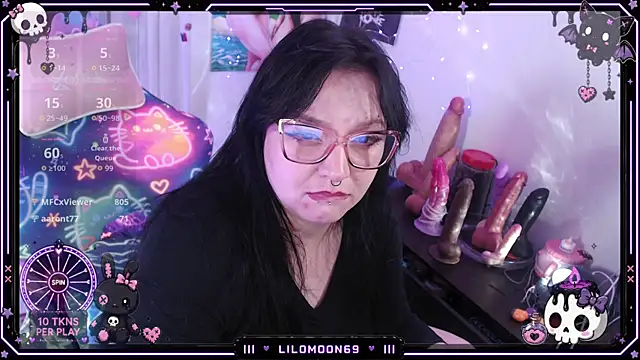 LiloMoon69 webcam