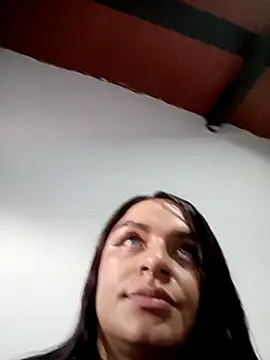 KendraDiorr_ webcam