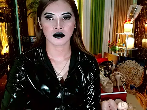 Queen_kendalx19 webcam