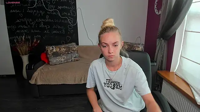 SonnySofia webcam