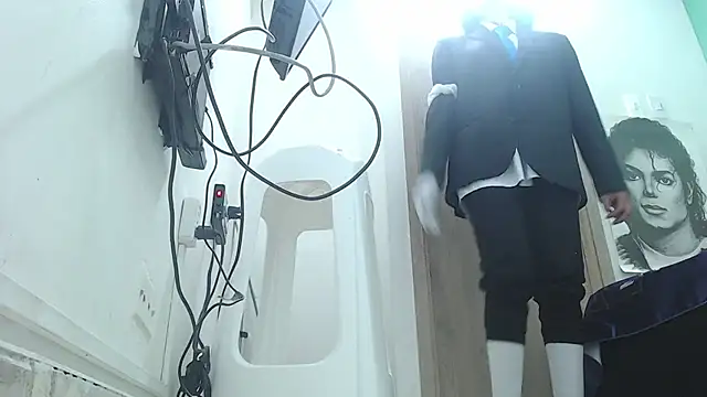 amoremerchmar webcam