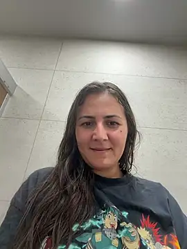 BrunetteNymph webcam