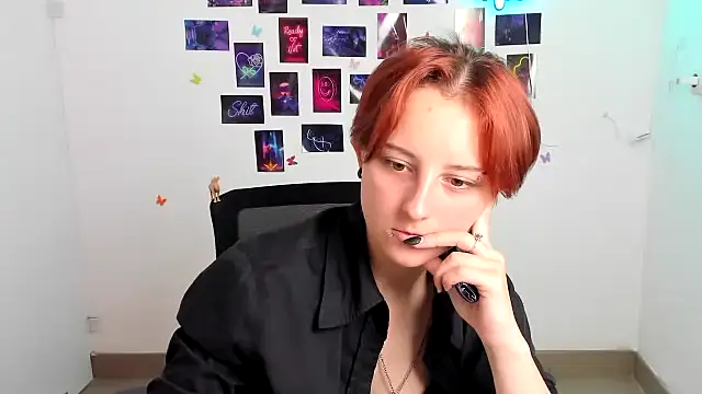 Dilara_Kiss_ webcam