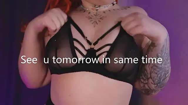 The_Full_Red_Moon live cam on StripChat