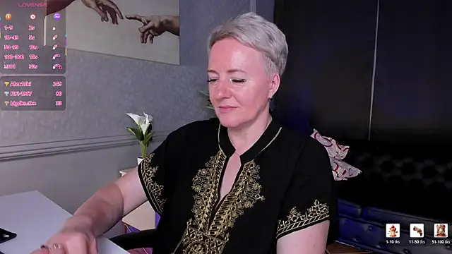Nika_Smit live cam on StripChat