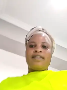 JuicyHoney_01 webcam