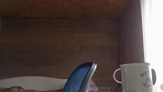 OliviaMoment webcam