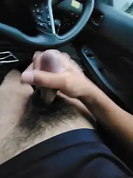 ikeike-kun live cam on StripChat