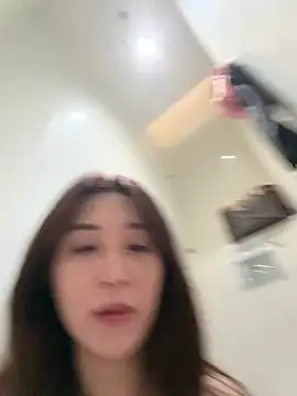 KK-328 live cam on StripChat