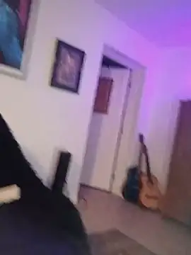 TheRealMrDLlong live cam on StripChat