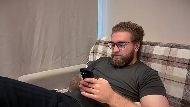Bear_bear_ live cam on StripChat