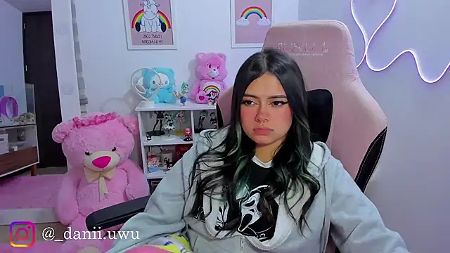 CuteDani_ webcam