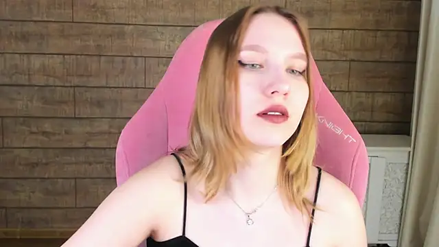 LiliLinn webcam