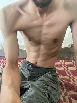 NchadeeQ_n7wiiiQ webcam