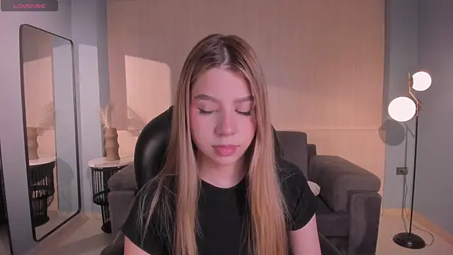 TiffannySins webcam
