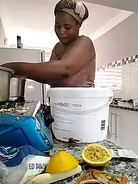 JuicyHoney_01 webcam