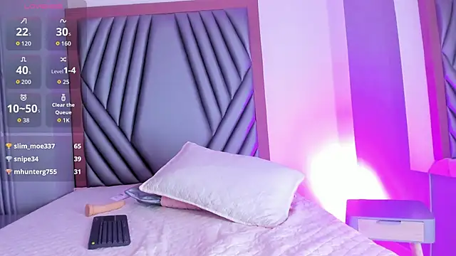 madison_flores webcam