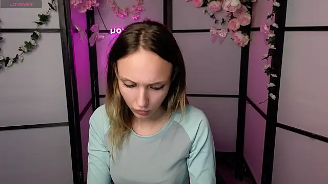 RaeAlexa webcam