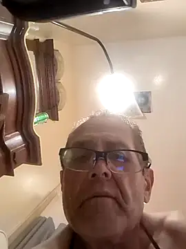 bobby69cock webcam