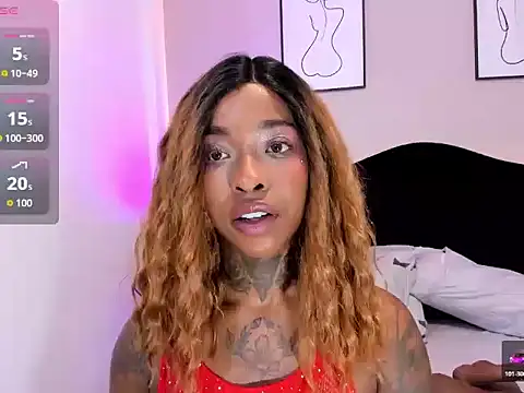 Pauline_Fox webcam