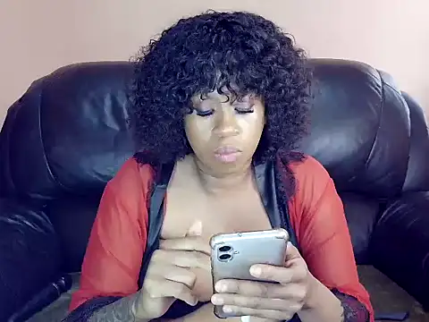 MissHolyCoxx webcam