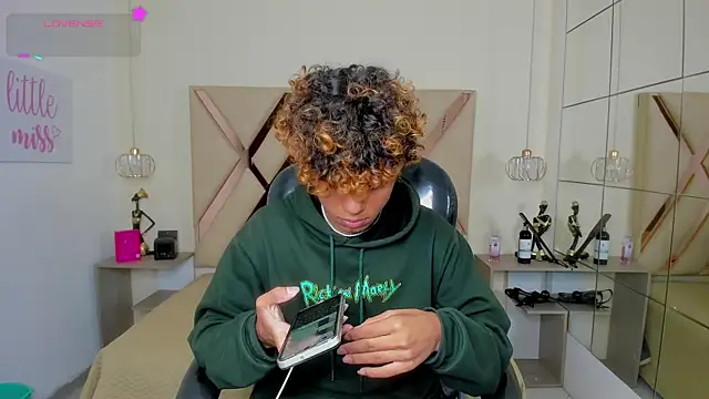 Anyelo_Twink webcam