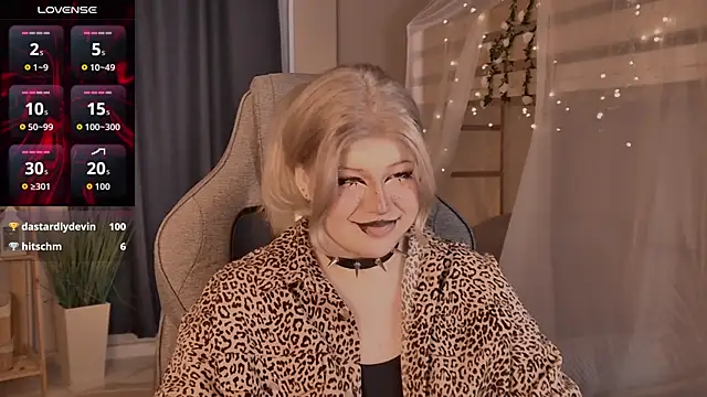 LilithNlsn webcam