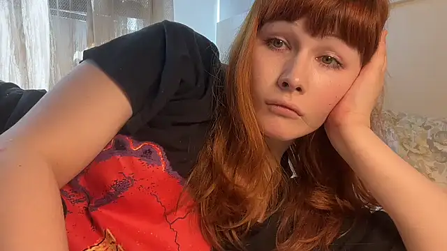 AlexaGudz webcam