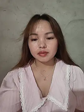 Mina_xYx webcam