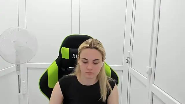 Emma_starrs_ webcam