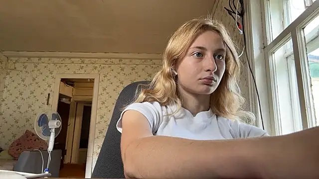 LisaBam webcam