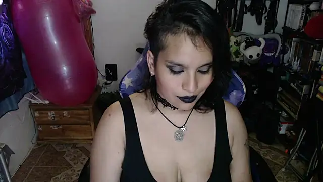 kureiji_hentaii webcam