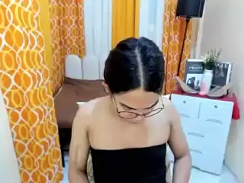 TsAlexa_Blaire webcam