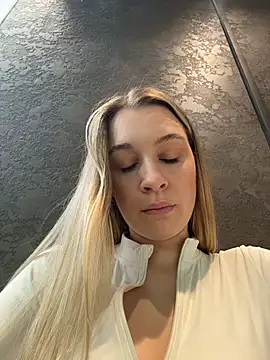 SashaCatt webcam