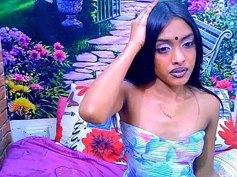 IndianPretty14u2Luv webcam