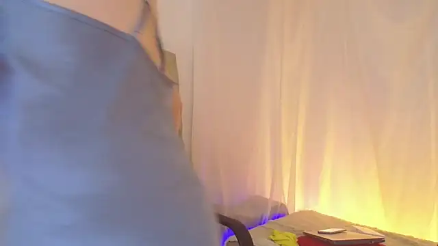 laurasofia45 webcam