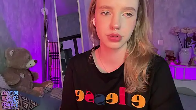 Eve_Dark_Side webcam