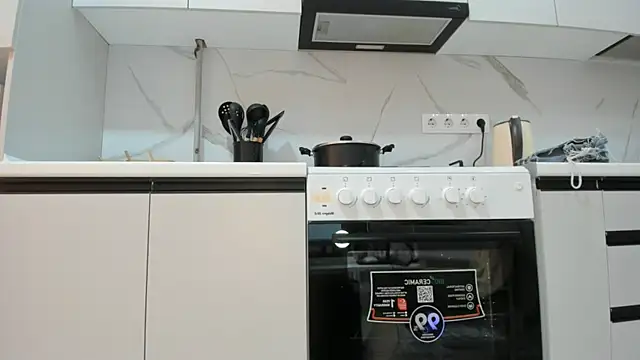 Mia_Meow_