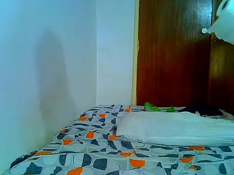 SweetHoney21_ webcam